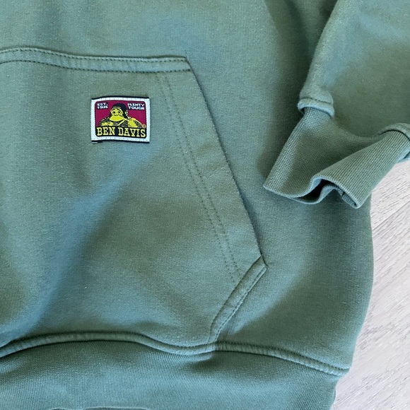 Ben Davis Green Hoodie - Picture 2 of 5